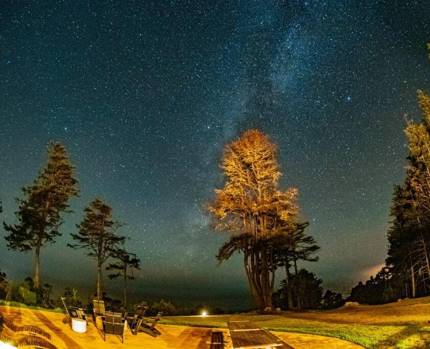 Driftwood Lodge ~ 5 Bedroom / 7 Bath ~ 30-Acre Private Estate On Hwy 1 ~ Hot Tub ~ Oceanview ~ Reunions & Retreats Walsh Landing Exterior foto